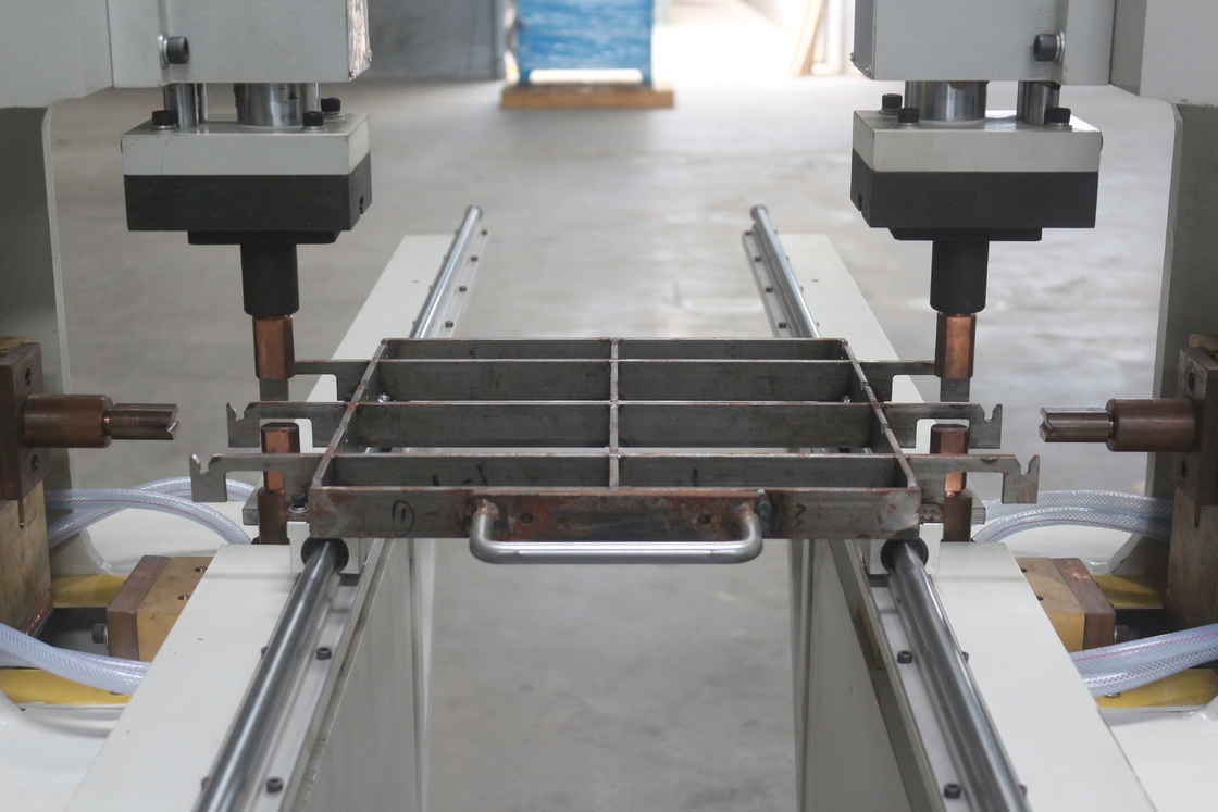 CO2 Mag Welding Wire Machine T Type Butt Welding System untuk Pengelasan Kawat